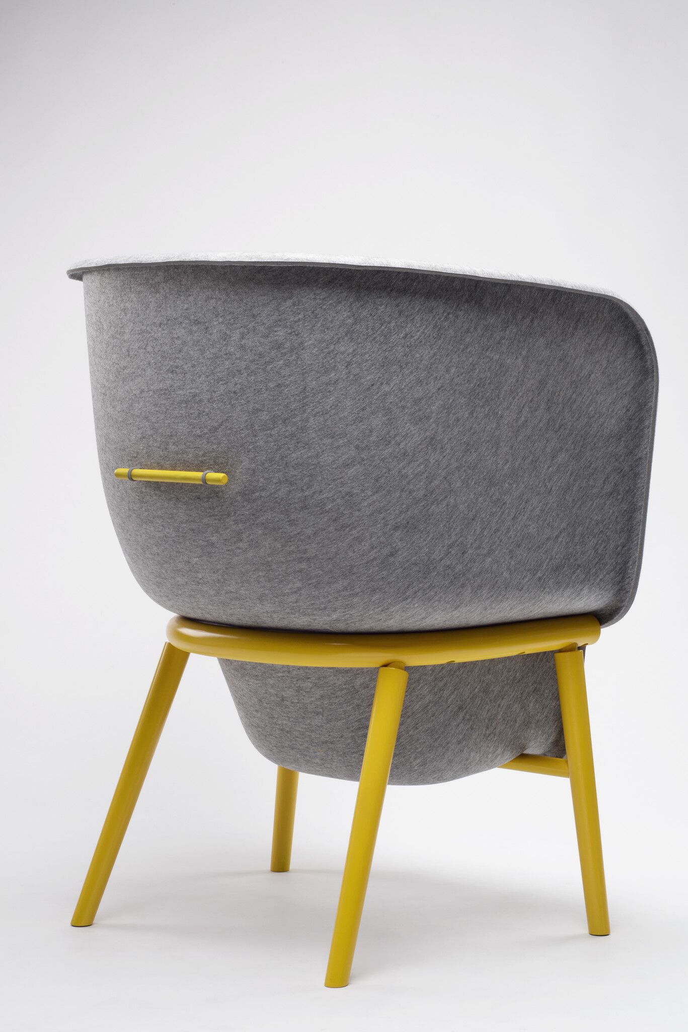 the-form-pod-chair-17